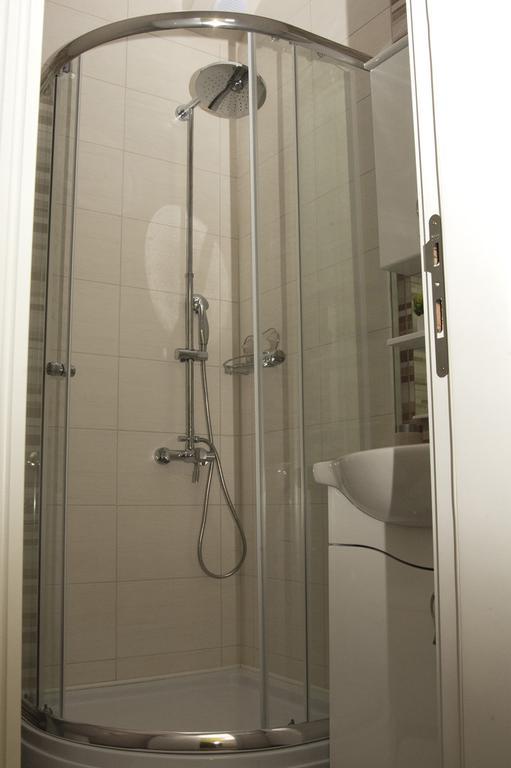 Apartment Petrovic ウルツィニ 部屋 写真